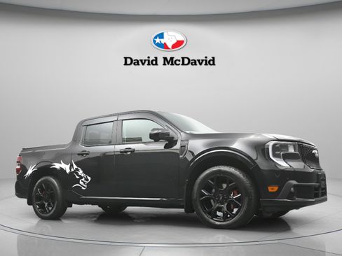 Used 2025 Ford Maverick Lobo AWD/4WD image 29