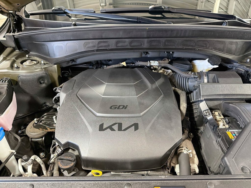 Used 2022 Kia Telluride SX w/ Nightfall Edition Package AWD/4WD image 34