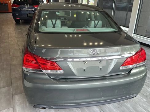 Used 2011 Toyota Avalon Limited FWD image 6