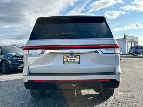 Used 2023 Lincoln Navigator Reserve AWD/4WD image 6