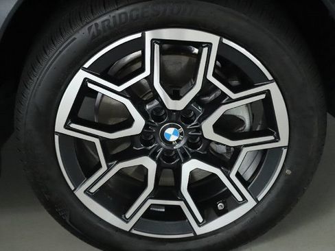 Used 2026 BMW X1 xDrive28i w/ Technology Package AWD/4WD image 11