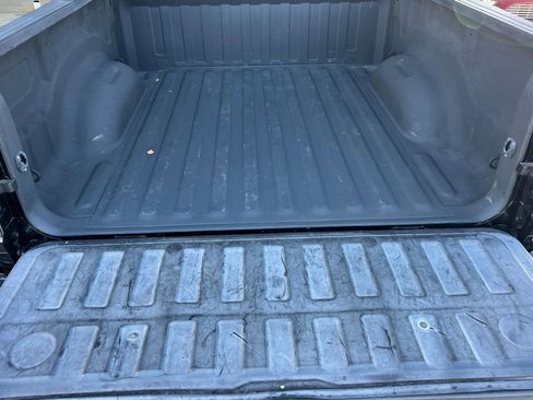 Used 2019 RAM 1500 Limited image 17