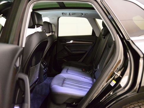 Used 2023 Audi Q5 2.0T Premium Plus w/ Premium Plus Package image 11