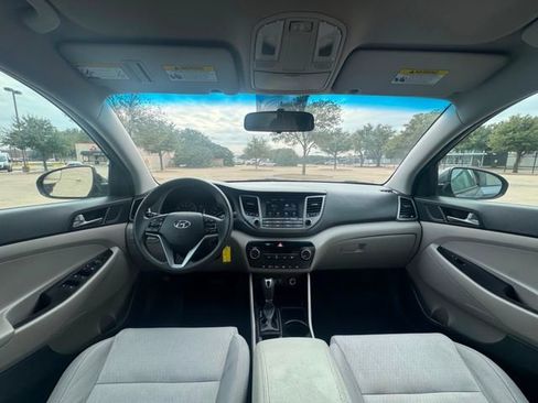 Used 2018 Hyundai Tucson SEL image 10
