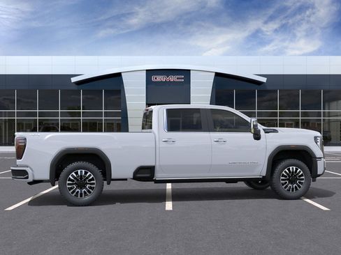 New 2026 GMC Sierra 3500 Denali Ultimate image 5