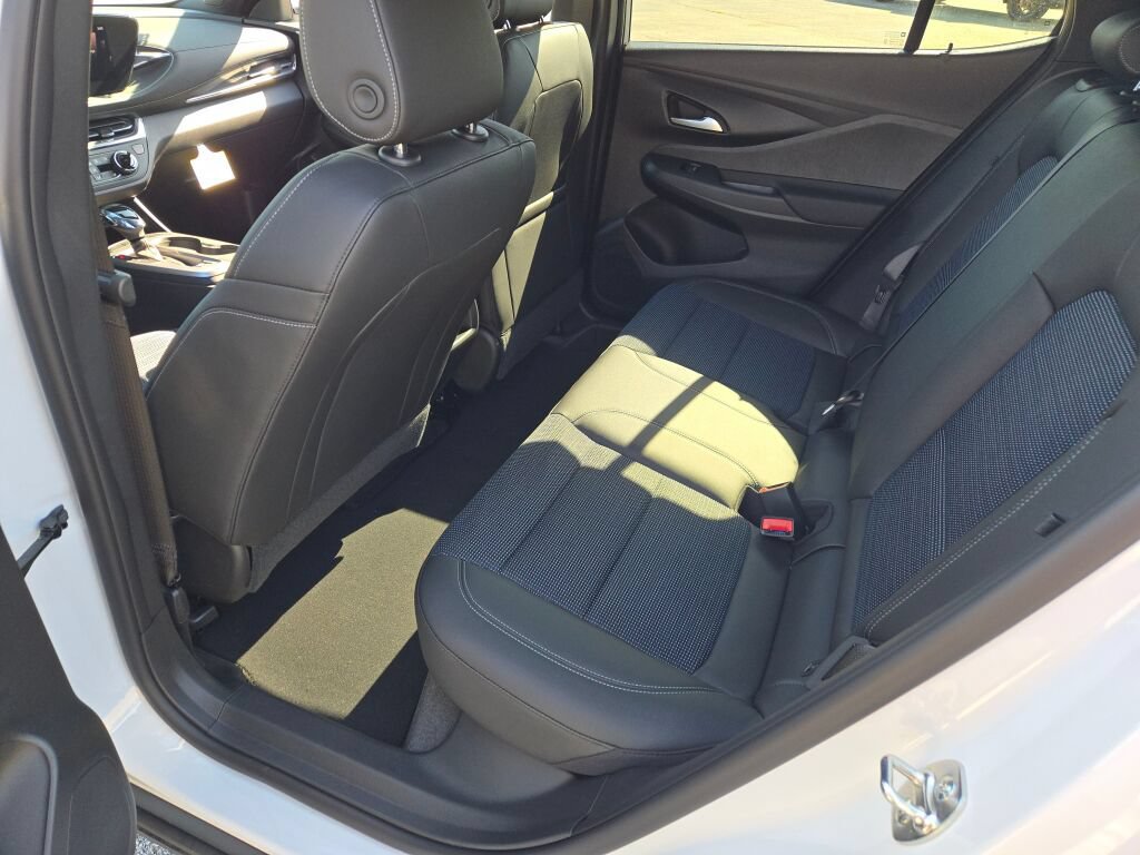 New 2026 Buick Envista Preferred w/ Convenience I Package FWD image 17