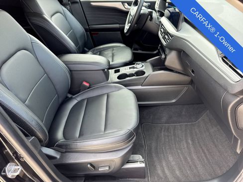 Used 2025 Ford Escape Platinum AWD/4WD image 25