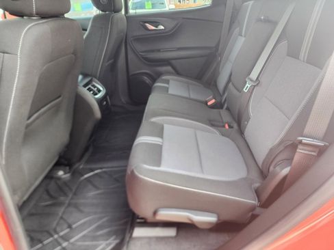 Used 2025 Chevrolet Blazer LT w/ Convenience Package image 13