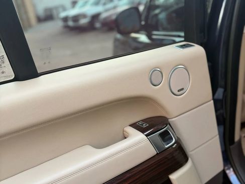 Used 2015 Land Rover Range Rover Supercharged image 26