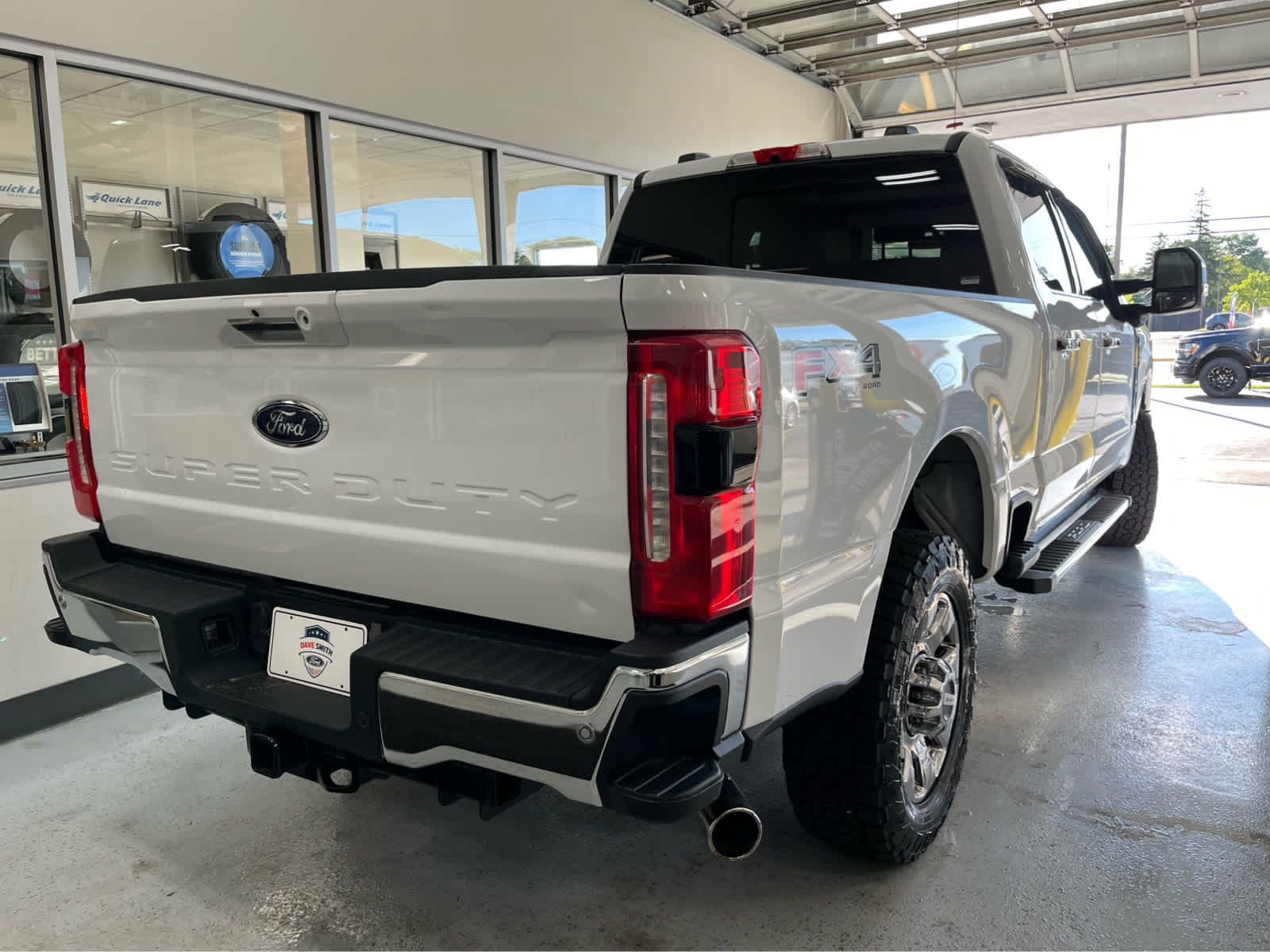 Certified 2023 Ford F350 Lariat w/ Tow Technology Package AWD/4WD image 8