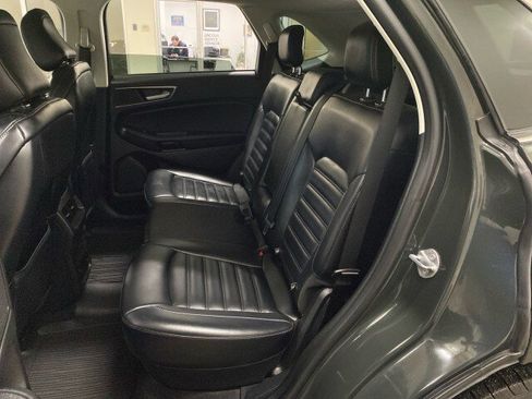 Certified 2022 Ford Edge SEL w/ Convenience Package image 12
