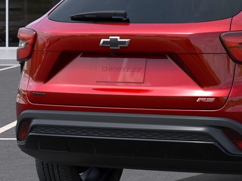 New 2026 Chevrolet Trax RS w/ Driver Confidence Package FWD image 14