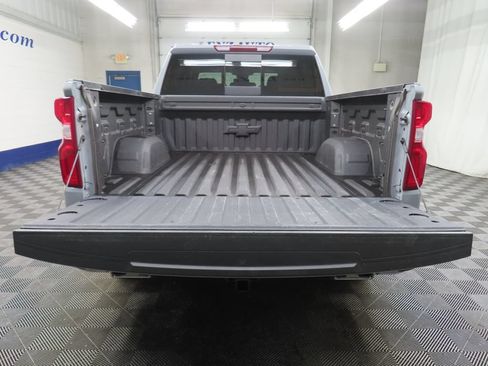 Used 2025 Chevrolet Silverado 1500 RST AWD/4WD image 45