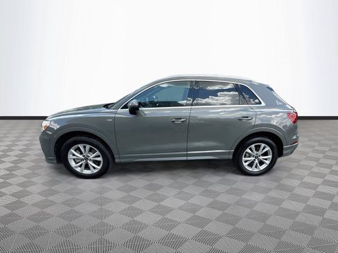 Used 2023 Audi Q3 2.0T Premium w/ Convenience Package AWD/4WD image 3