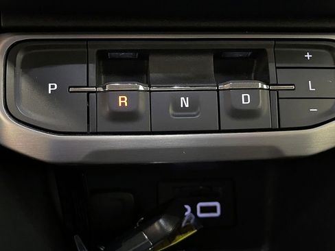 Used 2021 GMC Acadia SLE w/ Driver Convenience Package AWD/4WD image 34