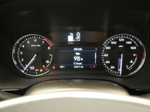 Used 2024 Cadillac XT5 Premium Luxury FWD image 6
