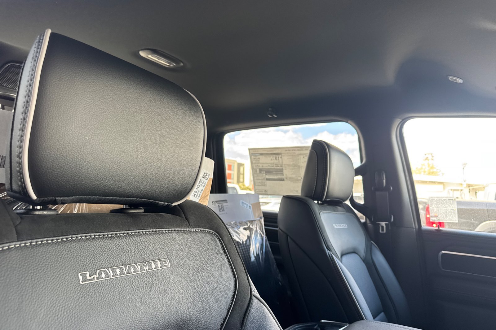 New 2027 RAM 1500 Laramie w/ Night Edition AWD/4WD image 15