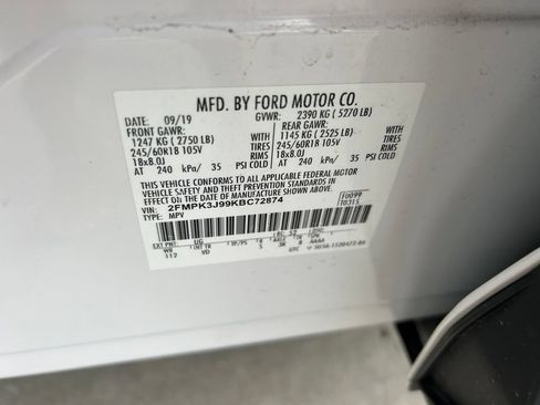 Used 2019 Ford Edge SEL w/ Equipment Group 201A FWD image 10