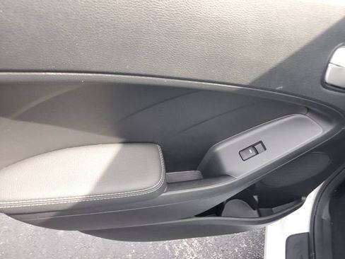 Used 2017 Kia Forte LX FWD image 15