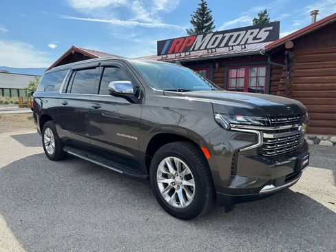 Used 2021 Chevrolet Suburban Premier w/ Premium Package AWD/4WD image 1