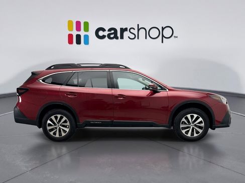 Used 2022 Subaru Outback Premium image 6