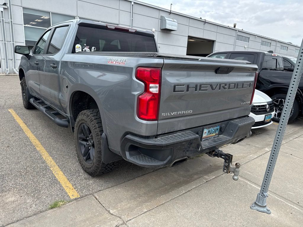 Used 2019 Chevrolet Silverado 1500 Custom Trail Boss w/ Custom Convenience Package AWD/4WD image 3