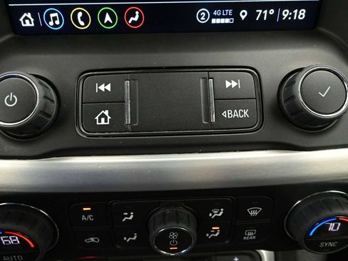 Used 2023 GMC Acadia SLT w/ Preferred Package AWD/4WD image 23
