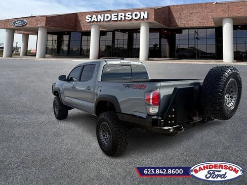 Used 2021 Toyota Tacoma TRD Off-Road image 5