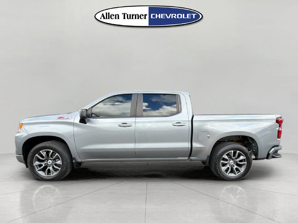 Used 2023 Chevrolet Silverado 1500 RST w/ Z71 Off-Road Package AWD/4WD image 6