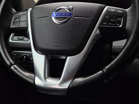 Used 2015 Volvo XC60 T5 AWD/4WD image 33