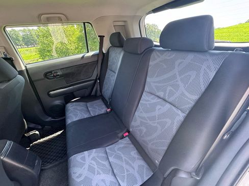 Used 2012 Scion xB FWD image 15