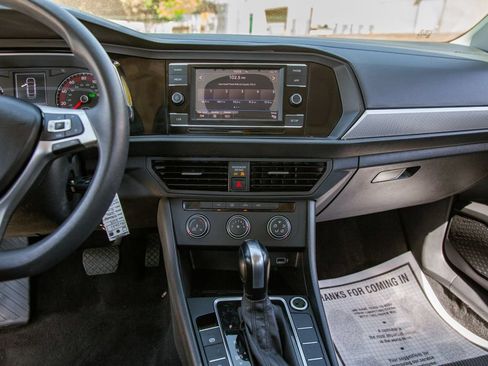 Used 2019 Volkswagen Jetta S FWD image 15