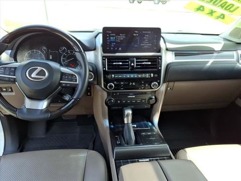 Used 2023 Lexus GX 460 Luxury w/ Sport Design Package AWD/4WD image 12