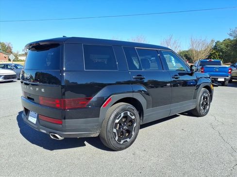 Used 2025 Hyundai Santa Fe SE image 2