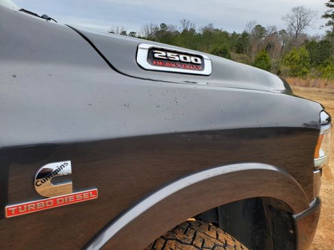 Used 2020 RAM 2500 Laramie image 16