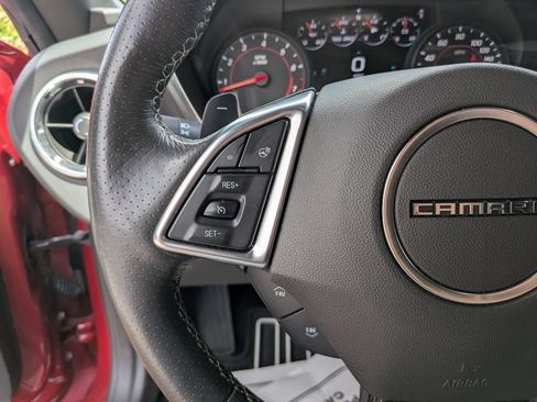 Used 2018 Chevrolet Camaro SS RWD image 36