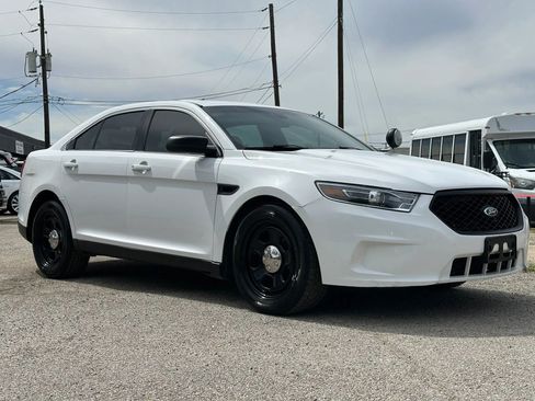 Used 2017 Ford Taurus Police Interceptor w/ Ready For The Road Package image 9