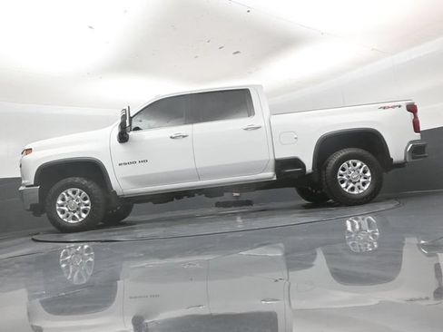Used 2023 Chevrolet Silverado 2500 LTZ AWD/4WD image 43