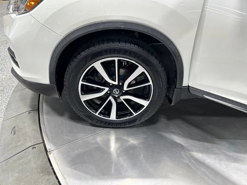 Used 2019 Nissan Rogue SL AWD/4WD image 30