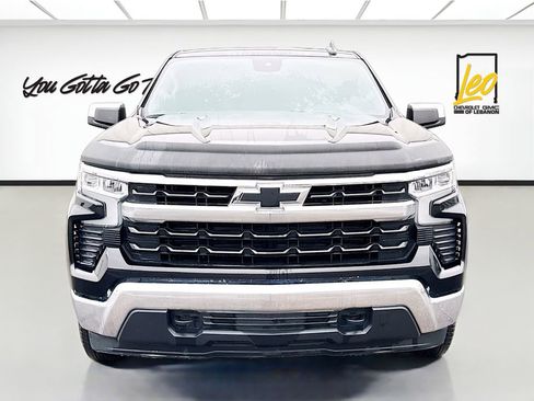 Used 2023 Chevrolet Silverado 1500 LT AWD/4WD image 2