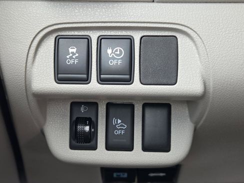 Used 2011 Nissan Leaf SL FWD image 24