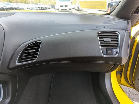 Used 2015 Chevrolet Corvette Stingray Convertible w/ 2LT Preferred Equipment Group RWD image 34