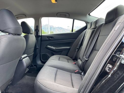 Used 2025 Nissan Altima 2.5 SV FWD image 22
