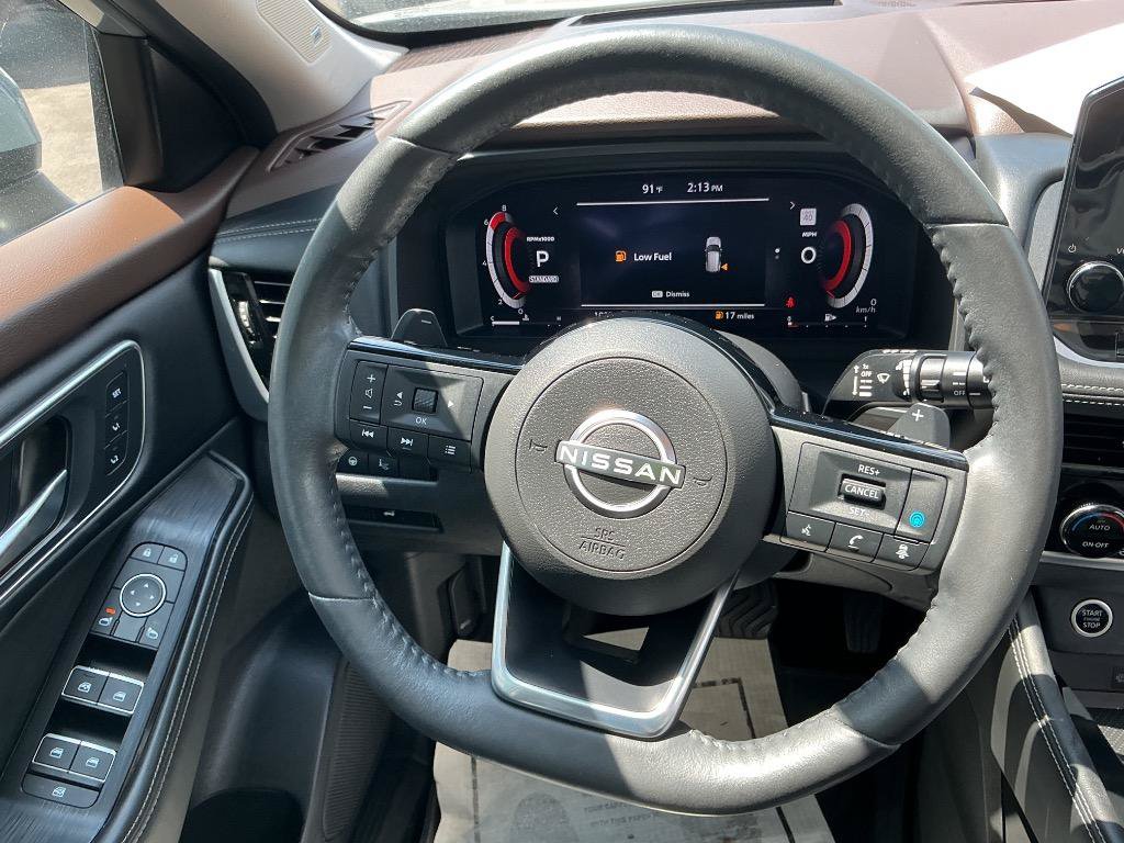 Used 2023 Nissan Rogue Platinum w/ Platinum Premium Package FWD image 19