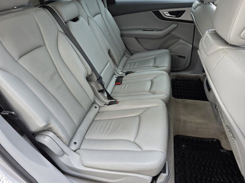 Used 2018 Audi Q7 2.0T Premium Plus w/ Premium Plus Package image 28