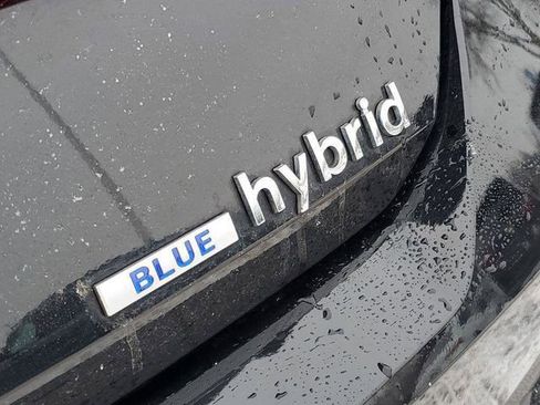 Used 2022 Hyundai Elantra Blue FWD image 29