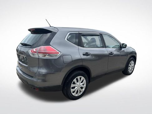 Used 2016 Nissan Rogue S FWD image 40