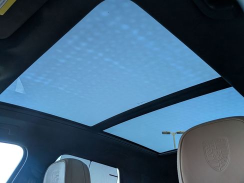 Certified 2026 Porsche Cayenne image 27