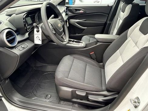 New 2026 Chevrolet Trax LS w/ LS Convenience Package image 11
