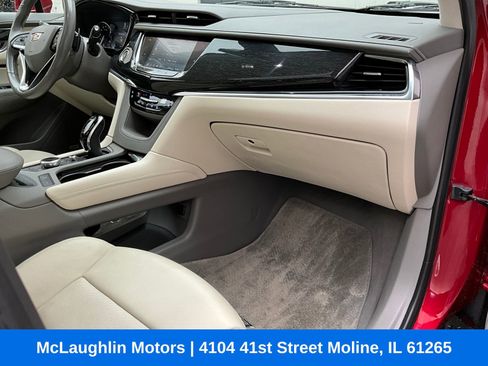 Used 2020 Cadillac XT6 Premium Luxury AWD/4WD image 9